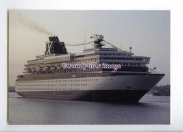 LN1589 - Celebrity Cruise Liner - Zenith , built 1992 - postcard - £1.99 GBP