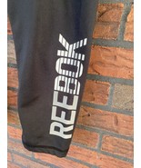 Reebok Black White Short Leggings XS Capri Work Out Pants Shorts Back Zi... - $4.75