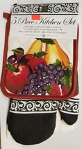 5 Pc Kitchen Set: 2 Pot Holders 2 Towels &amp; 1 Oven Mitt Fruits On White # 2 Bh Ho - £24.03 GBP