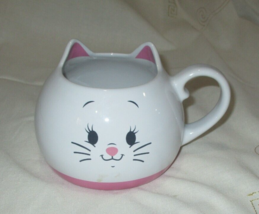 Disney Aristocats Marie Cat &quot;Bonjour&quot; 12 oz. Ceramic Mug - £9.49 GBP