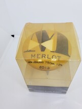 2013 Elements Ceramic Bottle Topper Merlot New Zealand   image 3