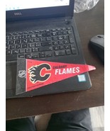Mini Pennant Calgary Flames - $70.10 MXN