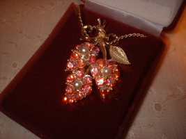 Vintage Jewelry  AB Pendant &amp; Chain - $16.99