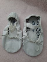 Capezio Daisy Leather 205C White Ballet Shoes Slippers Child Size 10.5 W - $8.86