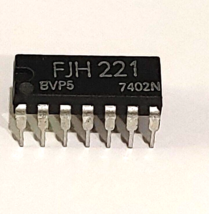 FJH221 TTL quadruple 2 -input nor gate (7402) NOS - £1.72 GBP