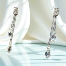 VTG Earrings Dangle Silver Tone Pierced Teardrop Briolette White Crystal - $111.91 MXN