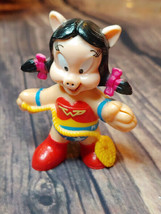 1991 Petunia Pig Wonder Woman Action Figure Warner Bros - £5.91 GBP