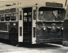 Southeastern Pennsylvania Transportation SEPTA Bus Trackless Trolley #496 Photo - £7.56 GBP