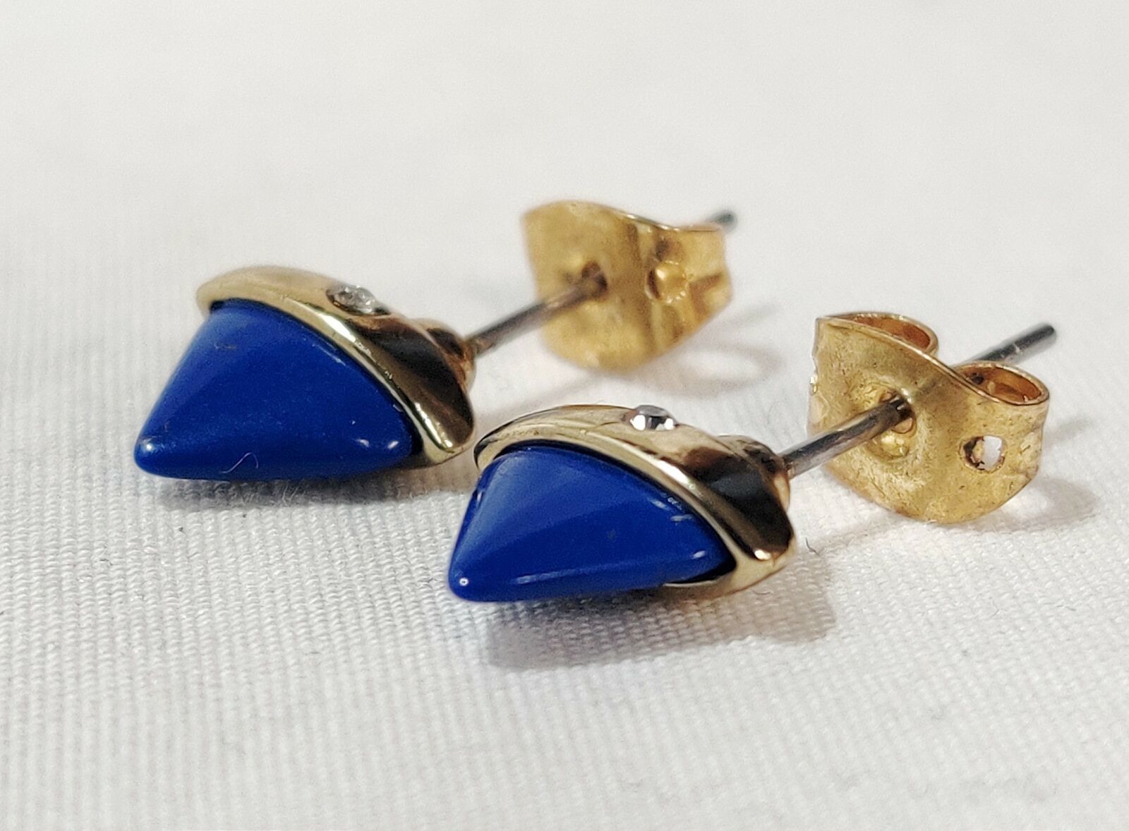 NEW House of Harlow 1960 Faux Lapis Rock Out Stud Earrings (1 pair) gold studs - $34.75