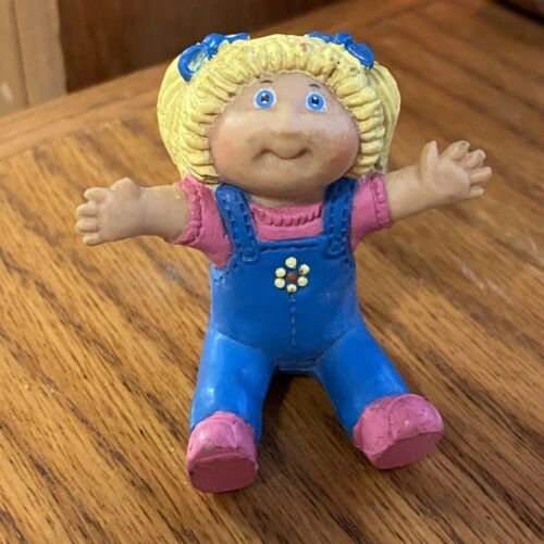 1984 O.A.A. Cabbage Patch Blond Girl Sitting Figure Overalls- From Crib Set - $10.68