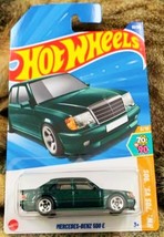 HOT WHEELS 2025 NEW Case C MERCEDES BENZ 500e HW &#39;70s vs &#39;90s FREE Prote... - £4.90 GBP