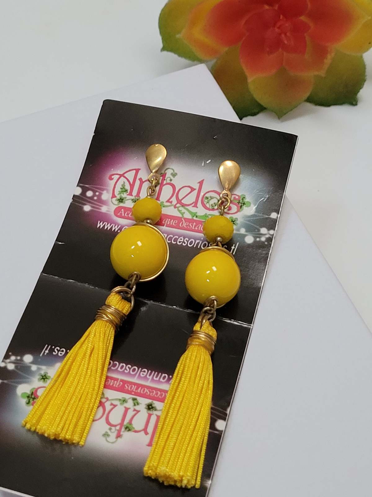 Paula Earrings / Zarcillos Paula - $8.00