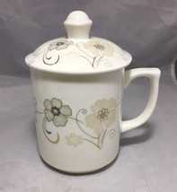 Chinese style porcelain Tea mug with lid white with black gold silver fl... - $7.47