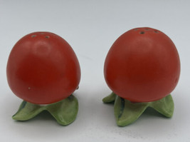 Salt and Pepper Shakers Tomato on a Vine Red and Green 1940s Japan 2 x 1... - $9.50