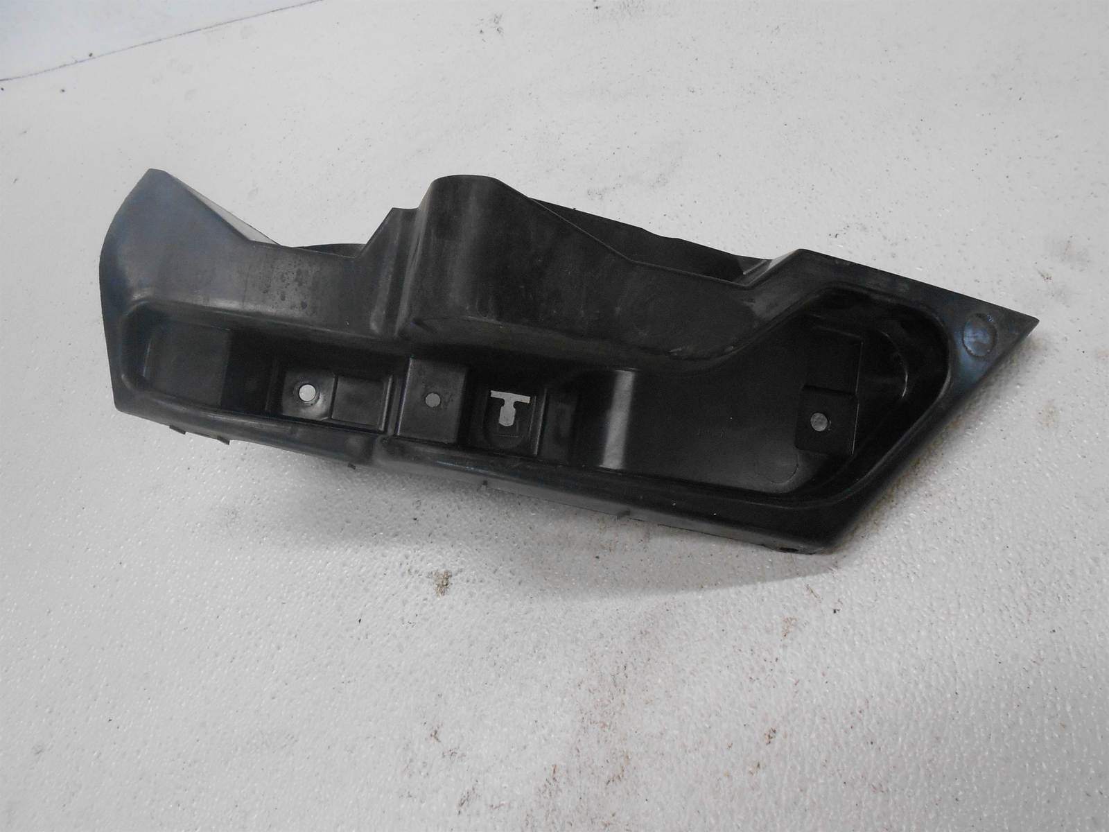 2013-2018 Ford Fusion Rear Driver Left Bumper Bracket  - $21.49