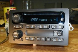 OEM 2003-2006 CHEVY Suburban Silverado Tahoe GMC Yukon Sierra CD Player Radio - £202.87 GBP