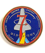 NASA Space Shuttle Discovery STS 95 Mission Pin John Glenn Astronaut Cre... - $12.99