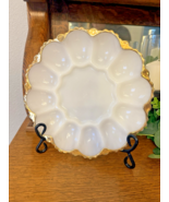 1950s Anchor Hocking Milk Glass Deviled Egg Server Dish Plate 22K Gold Trim - €16,59 EUR