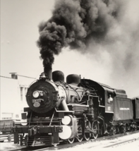 Lake Shore Central Railroad NYC #1977 2-8-0 Locomotive Train Photo Logansport IN - £11.00 GBP