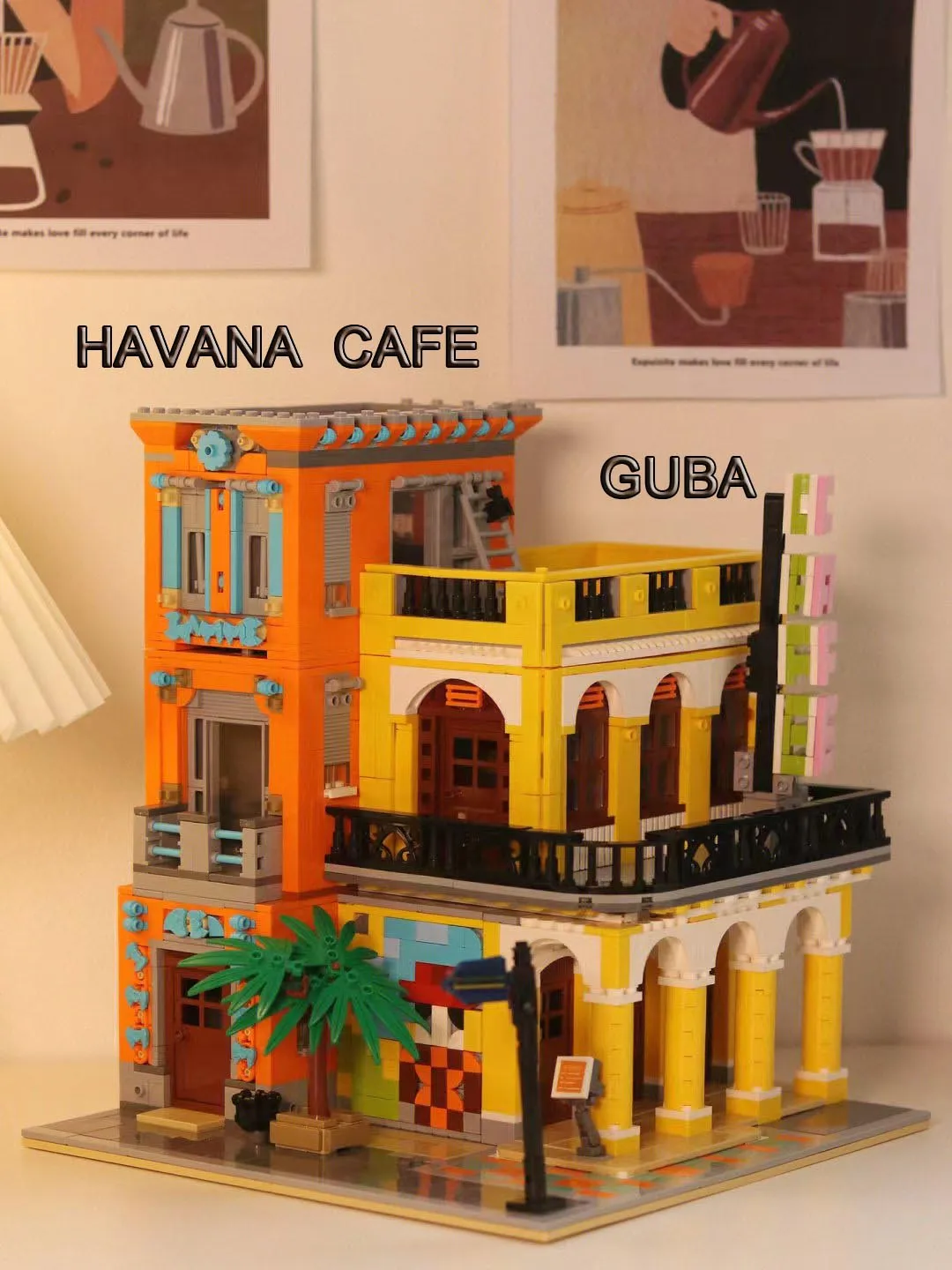 2119PCS Creative Havana Coffee Shop Building Blocks City Street View Restaurant - £59.20 GBP+