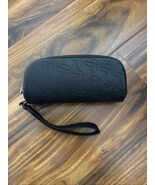 Oakley Glass Eyewear Black Leather Carrying Case With Zipper And Lanyard... - $232.14 MXN