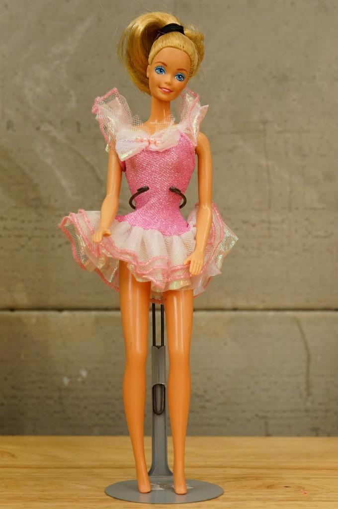 Vintage 1991 Mattel Toy Barbie Doll Pretty Surprise Pink Ballerina Tutu ... - $12.86