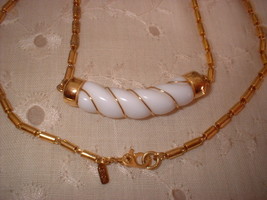 Vintage Jewelry Monet Choker Necklace - $14.00