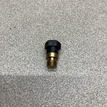Lincoln Electric 9SS18695 GAS PLUG S18695. New Old Stock. - £7.22 GBP