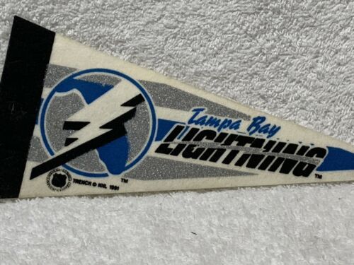 Primary image for Tampa Bay Lightning Vintage NHL 1991 Trench Felt Mini Pennant 4 x 9 