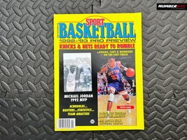Petersen&#39;s Basketball Ewing 1992 1993 Pro Preview Michael Jordan 92 MVP Hologram - £27.75 GBP