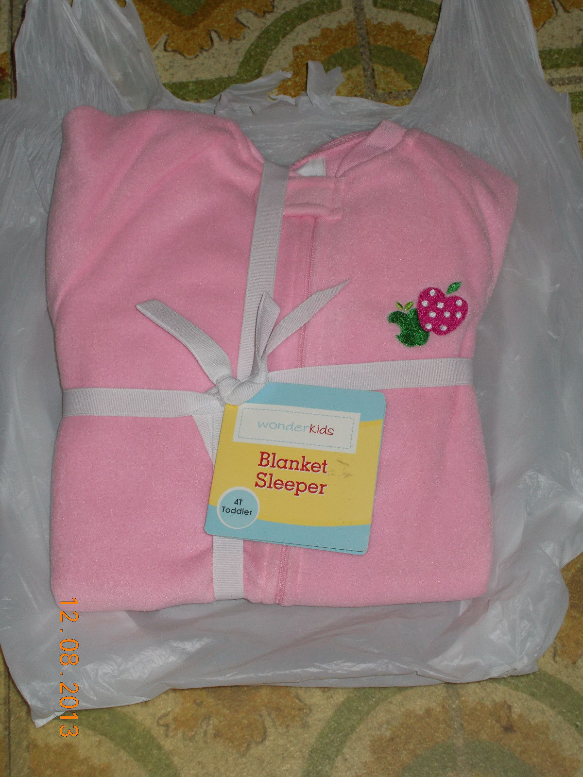 WonderKids Pink Blanket Sleeper Pajamas Sz 4T Onesy Cute Apple Warm - $7.49