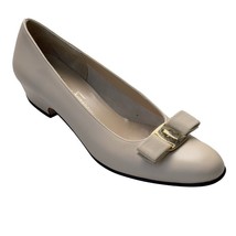SALVATORE FERRAGAMO Boutique Women’s Shoes Ivory Leather Heels Size 8.5AAAA - £67.95 GBP