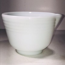 Vintage Pyrex Mixing Bowl Milk Glass Pour Spout Ribbed #4 USA Hamilton Beach  - £12.47 GBP