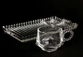 Hazel Atlas Snack Set 2 Piece Handled Tray and Punch Cup Vintage - £14.60 GBP