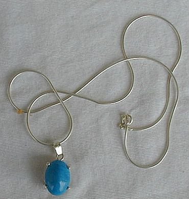 Mini turquoise pendant