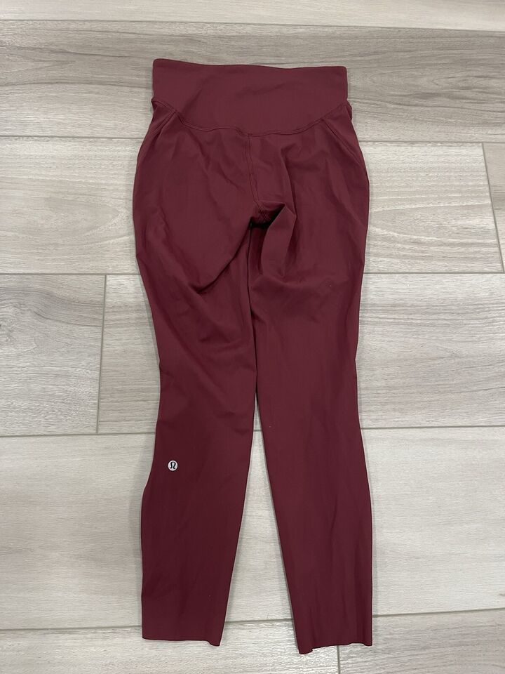 Lululemon Base Pace HR Tight 25” Burgundy Size 6 Nulux - $54.45