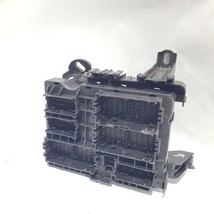 2018 Chevrolet Tahoe OEM Fuse Box Clip is broken 84114438 - $27.85