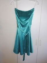 Ruby Rox Ladies Strapless Green Satiny Short Full Swingy DRESS-JR 5-LOOKS Unworn - £11.18 GBP