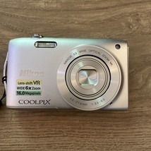 Nikon COOLPIX S3300 16.0 MP Digital Camera Silver w/Battery - £110.93 GBP