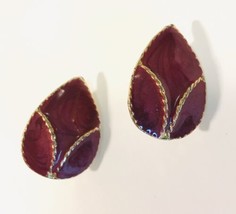 Vintage Gold Tone &amp; Red / Pink Frost Enamel Clip On Earrings Marked Made... - £5.56 GBP