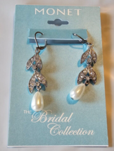 Monet Bridal Collection Lever Back Dangle Earrings Clear Stones Pearl Teardrop - $16.54