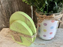 2 Pcs Green Egg Tiered Tray Rustic Wood With Egg Hunt Tag #MNHS - $15.98