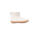 Light Brown Handmade Outdoor Boots With Rubber Sole - Made From Pure Wool - $1,677.14 MXN