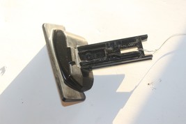 07-09 w211 MERCEDES E320 E350 E500 PARKING BRAKE RELEASE HANDLE LEVER M1302 image 7