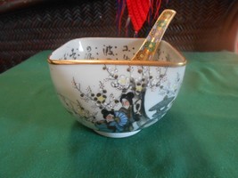 Great ORIENTAL Porcelain  Bowl and SPOON - £11.33 GBP