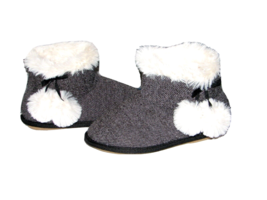 Hanes Women&#39;s Slippers Booties White Fur Trim Pom Poms Comfortable Size 5-6 - £8.66 GBP