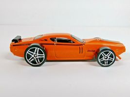 Hot Wheels 2005 First Editions Torpedoes #42 1971 Dodge Charger Orange w/ PR5s - £3.34 GBP