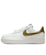(WMNS) Nike Air Force 1 Low &#39;07 &#39;Gingham Yellow&#39; DZ2784-102 - €243,29 EUR