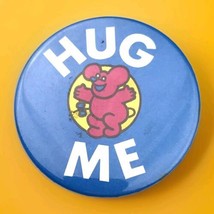 Hug Me Pin Button Vintage - £11.51 GBP