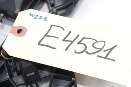 07-13 MERCEDES-BENZ W221 FRONT RIGHT PASSENGER SIDE DOOR HANDLE BRACKET E4591 image 12